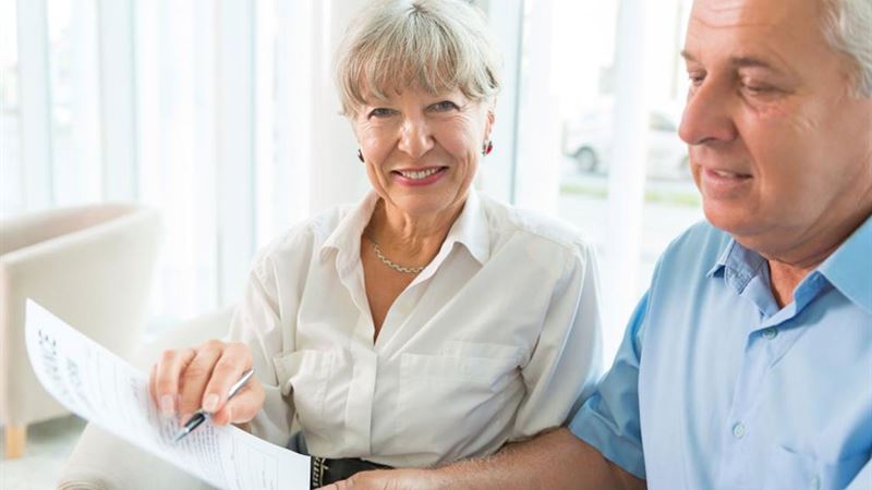 Comprehensive Guide to Life Insurance Options for Seniors: Benefits and Considerations
