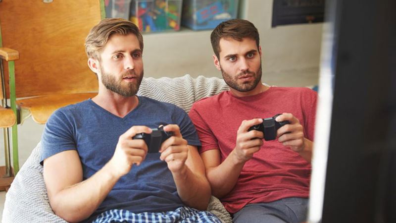 Comprehensive Guide to Popular Gaming Consoles and Essential Accessories