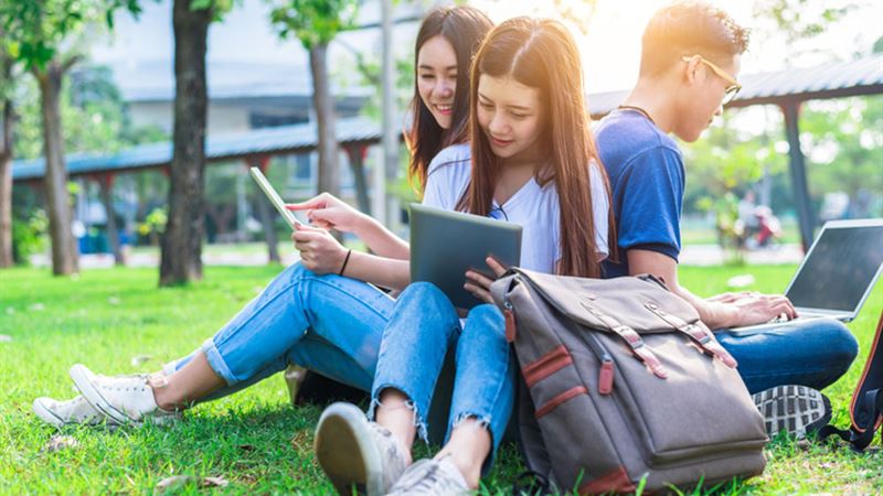 Comprehensive Guide to Securing College Grants in 2024