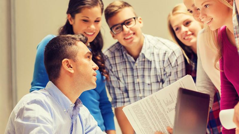 Advantages and Disadvantages of Free Virtual High School Programs