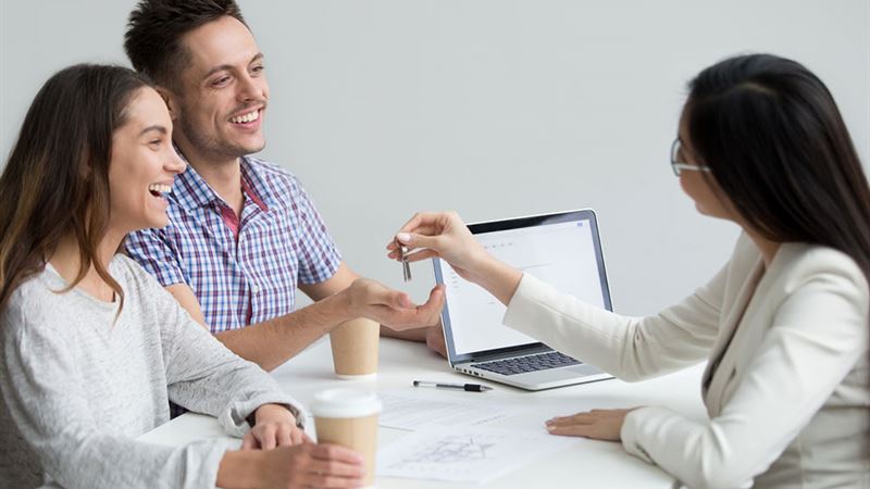 Comprehensive Guide to Lines of Credit: How They Function, Types, and Best Practices