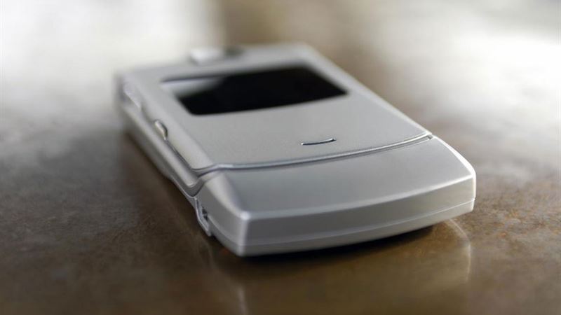 The Enduring Appeal of Samsung Flip Phones in the Modern Era