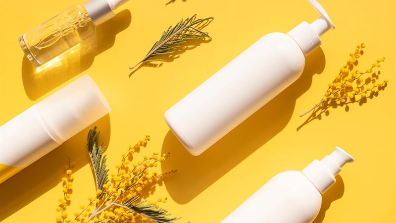 Embracing Natural Beauty: The Ultimate Guide to Eco-Friendly Skincare and Makeup