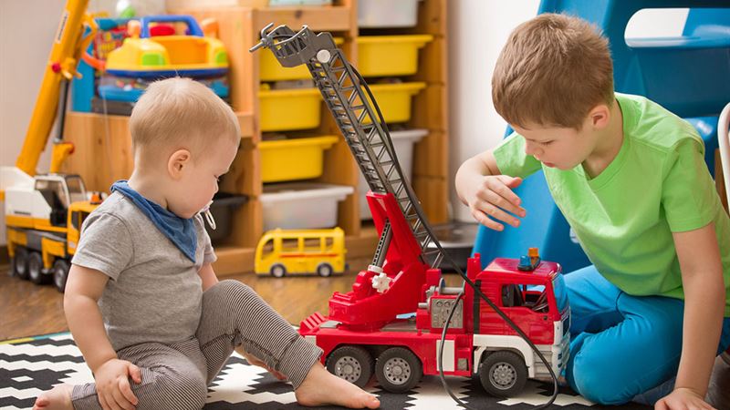 Comprehensive Guide to Selecting the Perfect Toys for Your Children’s Development and Joy