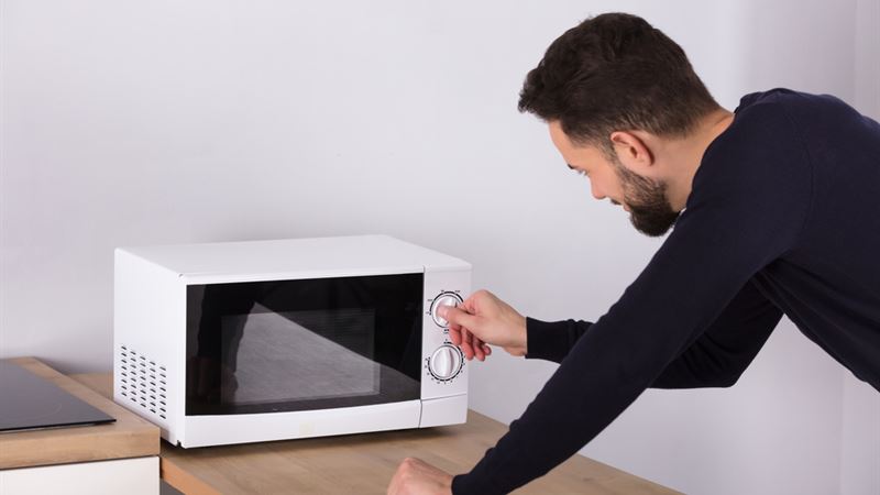 The Ultimate Guide to Selecting the Best Over-Range Microwave Ovens in 2024
