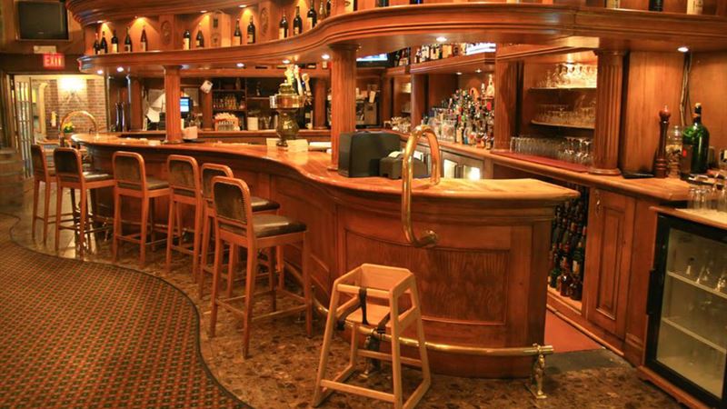 Comprehensive Guide to Maintaining Your Bar Stools in Simple, Effective Steps