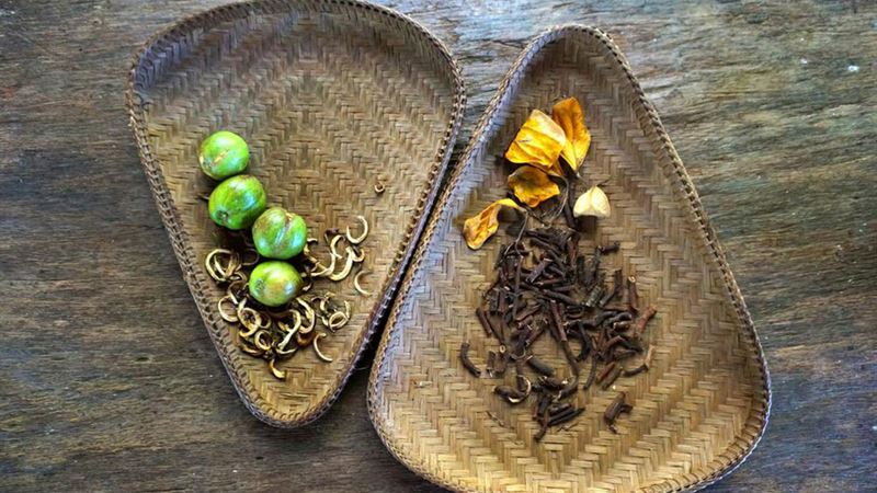 Effective Strategies to Alleviate Swollen Finger Discomfort