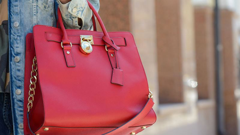 Embracing Playful Elegance: A Deep Dive into Kate Spade's Vibrant Bag Collection