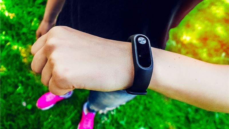 Top Fitbit Smartwatches and Fitness Trackers to Shop During Cyber Monday Deals