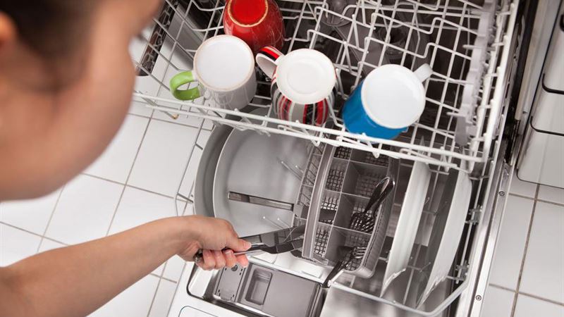 Comprehensive Guide to Buying a Portable Dishwasher: Tips, Features, and Expert Advice