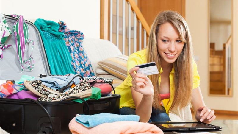 Essential Guidelines for Choosing and Using a Travel Credit Card