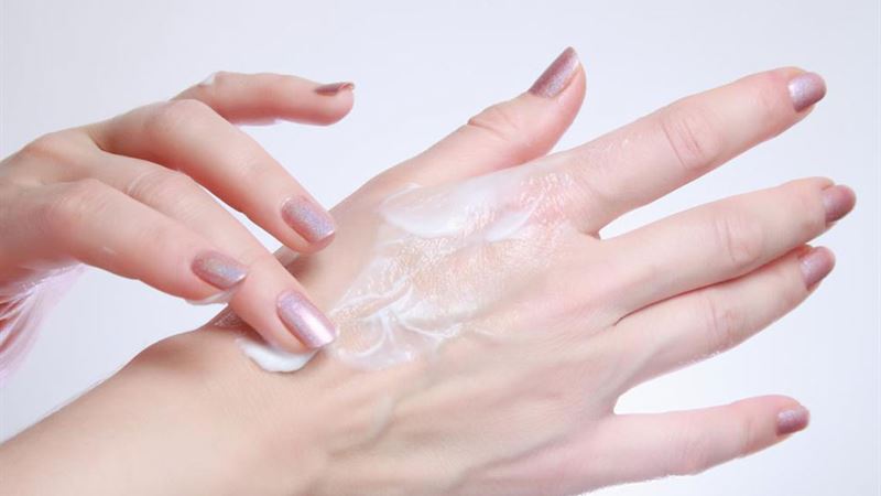 Comprehensive Guide to Managing and Treating Dry Skin Effectively