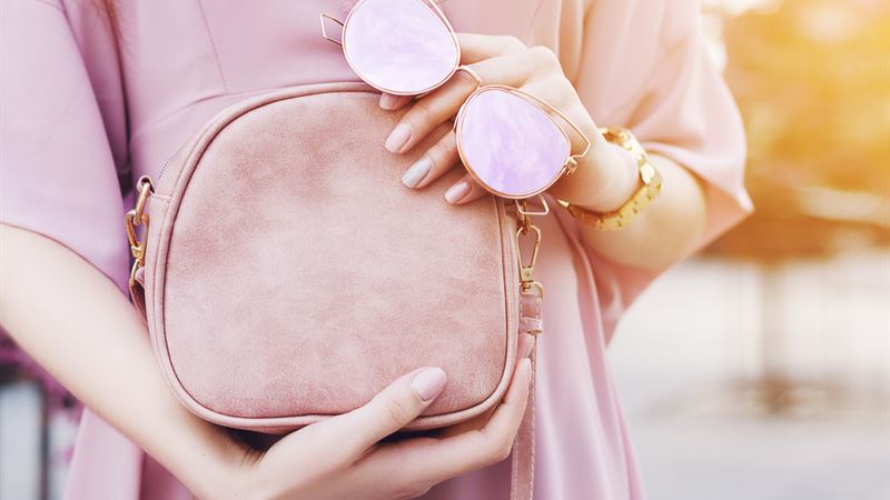 Comprehensive Guide to Finding Premium Dooney & Bourke Handbags at Outlet Stores