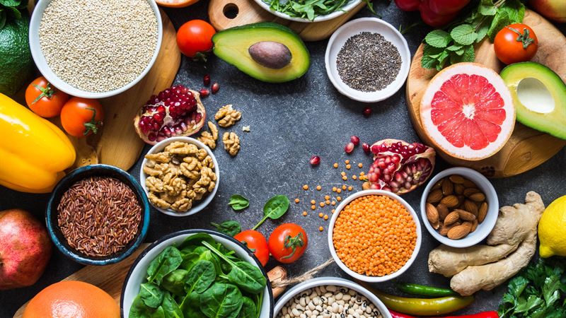 Comprehensive Guide to Ulcerative Colitis: Symptoms, Causes, and Dietary Management