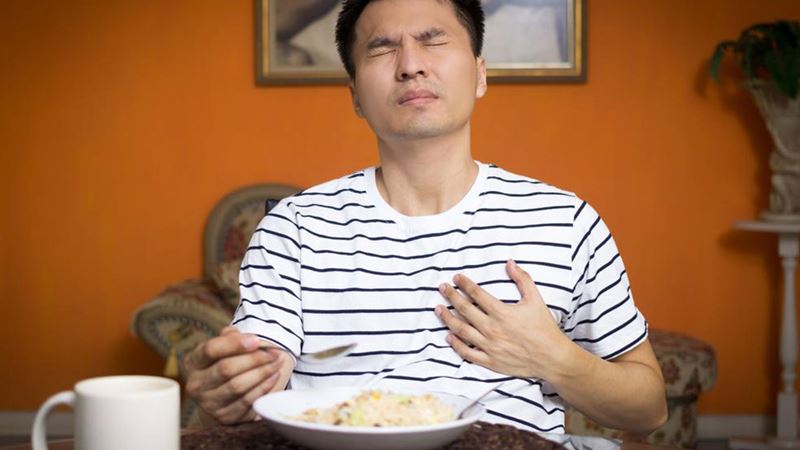 Effective Strategies to Alleviate Heartburn and Soothe Discomfort