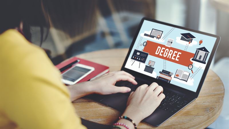 Are Online Marketing Degrees a Smart Investment for Your Future?