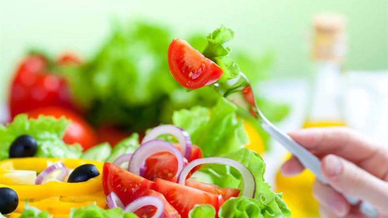 Comprehensive Guide to Preventing Heart Diseases Through Heart-Healthy Nutrition