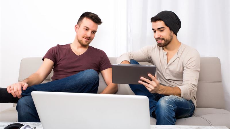 Ultimate Guide to Initiating Conversations on Online Dating Platforms