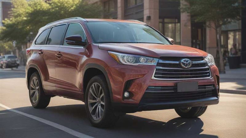 Comprehensive Guide to the 2024 Toyota Highlander: Variants, Pricing, and Key Features