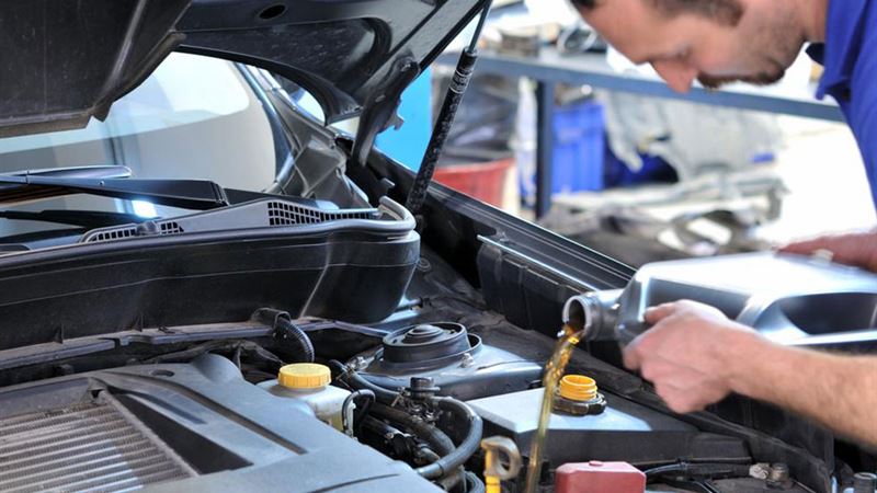 Comprehensive Guide to Performing Your Car's Oil Change