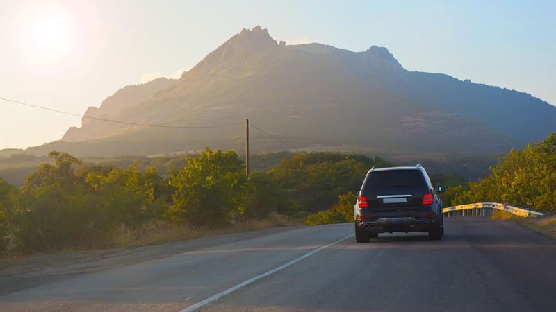 In-Depth Review of the Toyota RAV4: Advantages, Disadvantages, and Key Insights