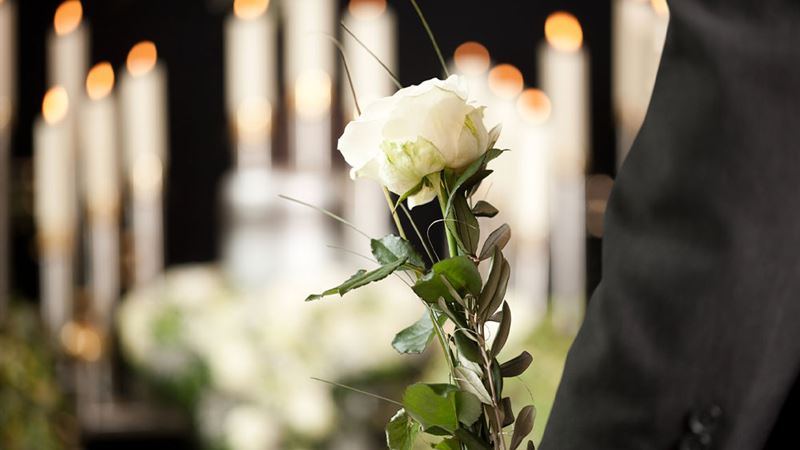 Essential Guidelines for Planning a Respectful Memorial Service