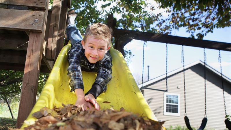 Top-Rated Wooden Outdoor Playsets for Family Backyards