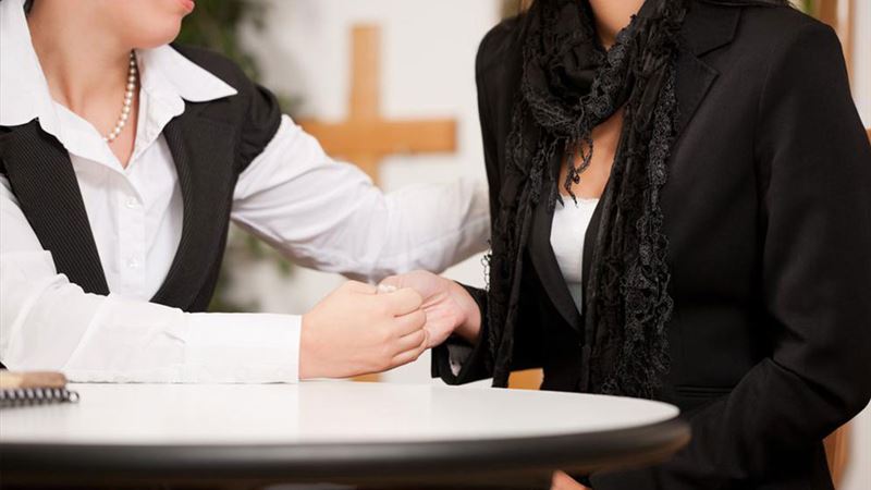 Creative and Affordable Ways to Honor Loved Ones with Memorial Cremation Services