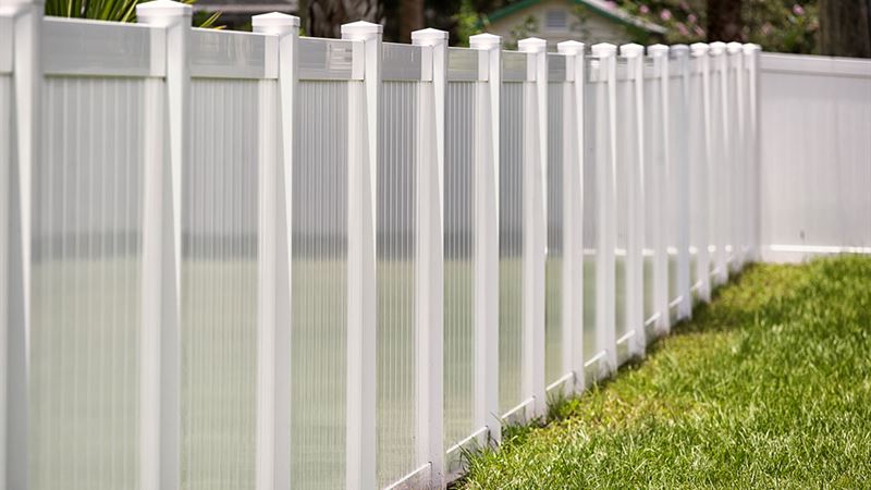 Comprehensive Guide to Fencing Types, Materials, and Pricing Strategies