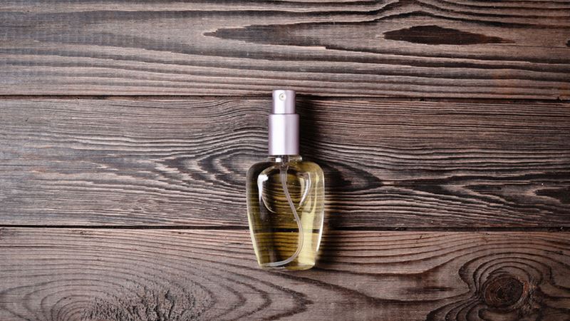 Top 4 Elegant Women's Perfumes Perfect for Workplace Attire