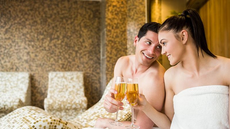 Top 9 Luxurious Romantic Spa Escapes for Couples