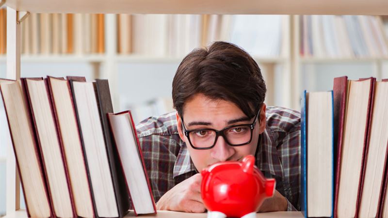 How to Secure Student Loans with Poor Credit History: A Comprehensive Guide