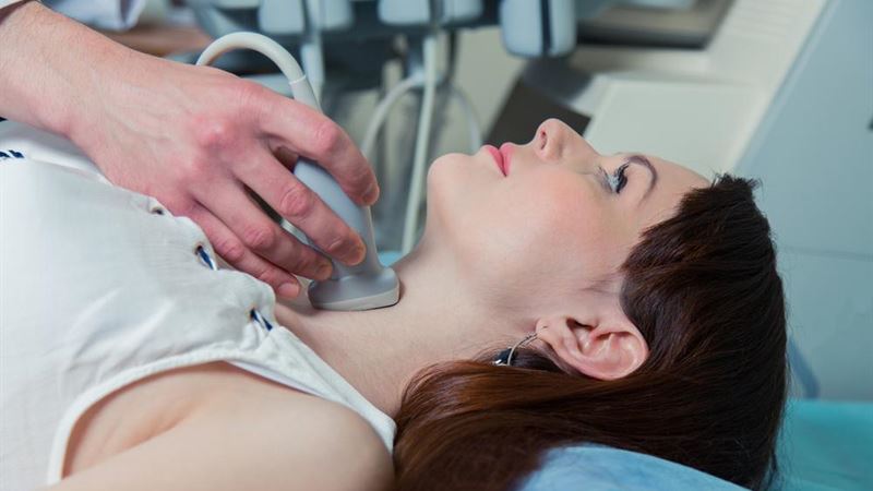 Comprehensive Guide to Thyroid Disorders: Causes, Symptoms, and Treatment Options