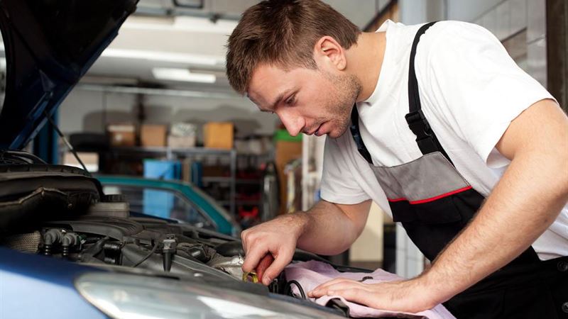 Essential Car Maintenance Checklist for Optimal Performance