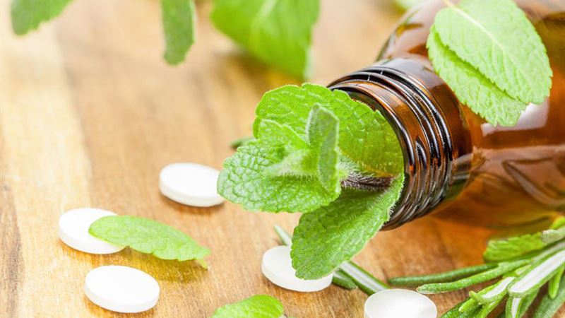 Comprehensive Guide to Herbal Solutions for Foot Discomfort Relief