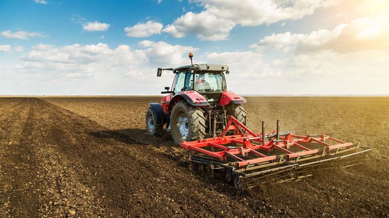 Essential Guide to Selecting the Perfect Compact Tractor for Your Needs
