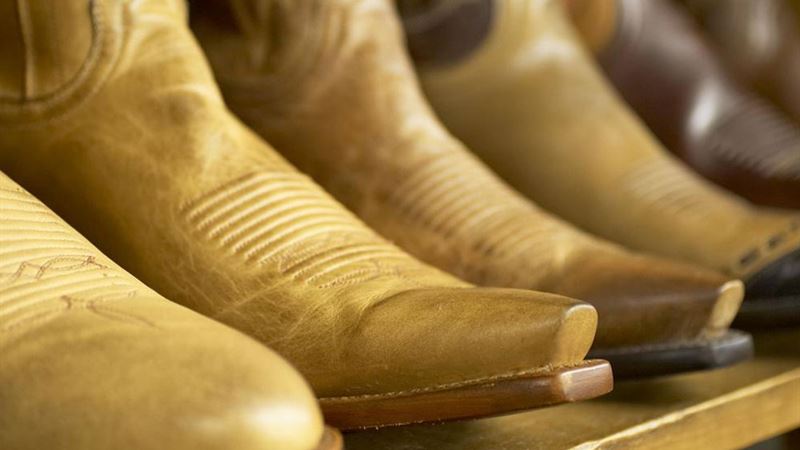 The Complete Guide to Choosing and Styling Iconic Cowboy Boots