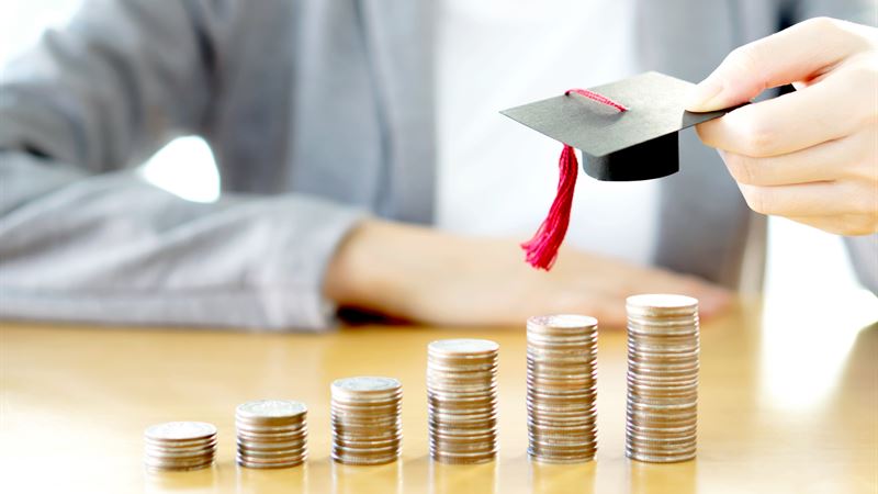Comprehensive Guide to Student Loan Application and Refinance Options