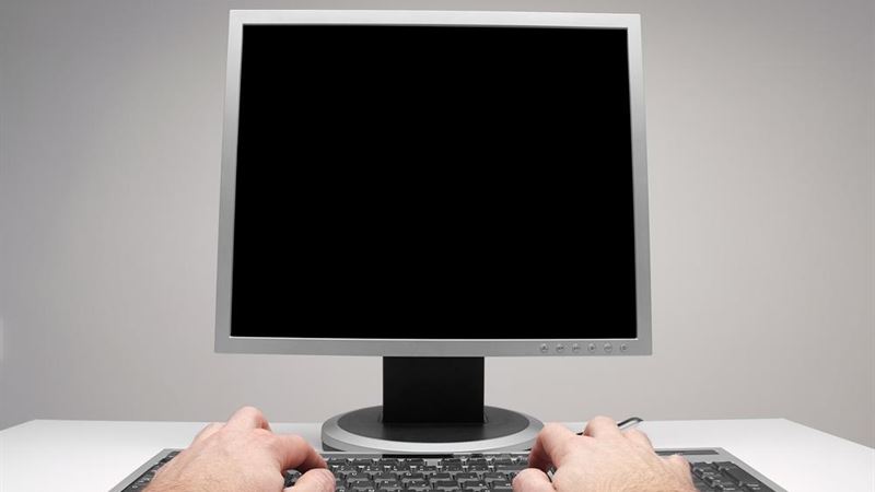 Top Advantages of Utilizing a Personal Computer in Modern Life