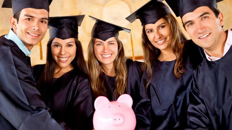 Comprehensive Guide to the Top 8 College Grants and Scholarships You Need to Know
