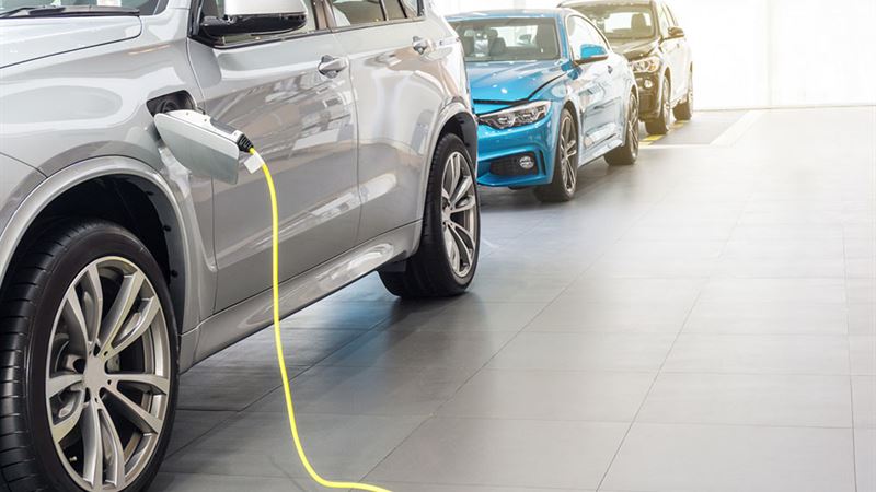 Maximize Your Hybrid Car Savings: Top Strategies for Black Friday 2023 Deals