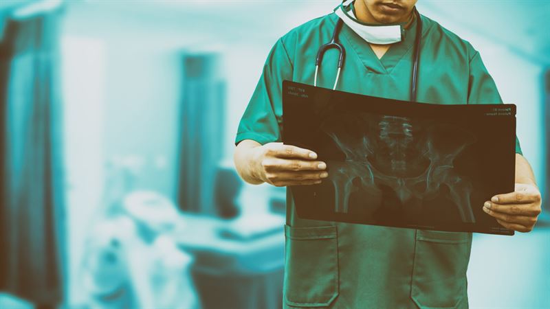 Top Orthopedic Surgeons in New York: Comprehensive Guide to Expert Care and Services