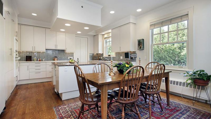 Transform Your Dining Space with Perfect Chairs: A Complete Guide to Choosing the Right Dining Chairs