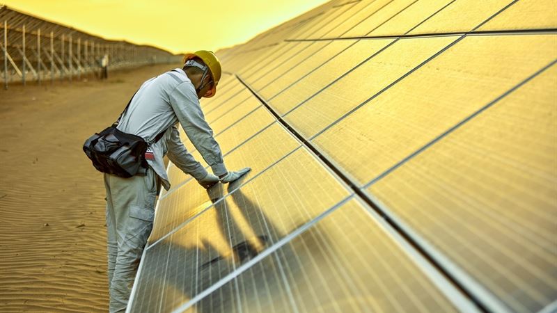 Comprehensive Solar Power Systems: The Complete Guide to Sustainable Energy Solutions