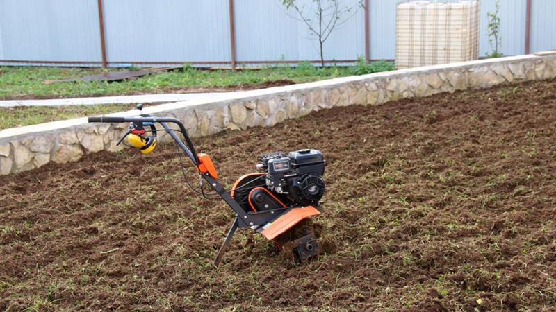 Comprehensive Guide to the Different Types of Gardening Tillers for Your Garden