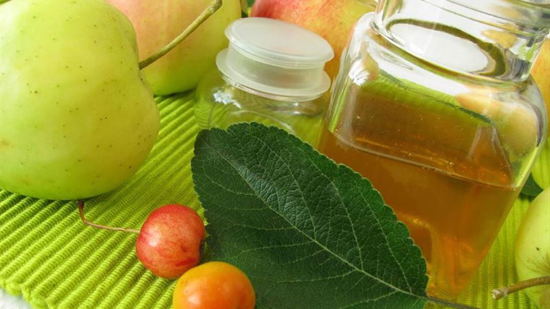 Natural Remedies for Gout Relief: The Benefits of Apple Cider Vinegar and Cherry Juice