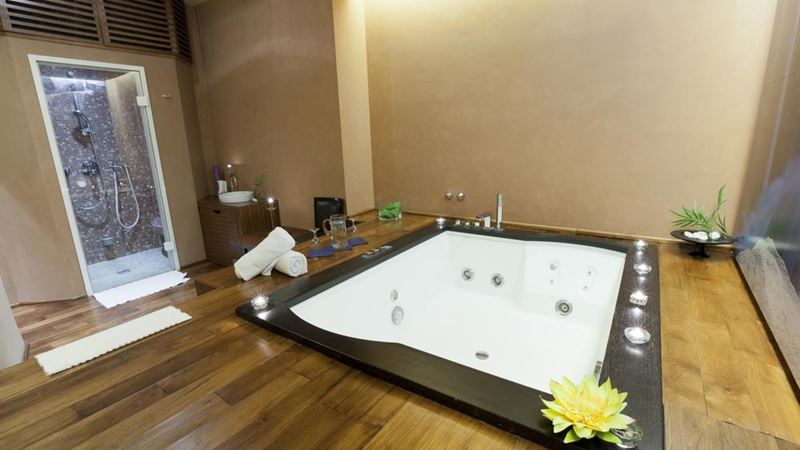 Transform Your Bathroom into a Luxurious Spa Oasis