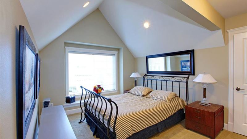 Comprehensive Guide to Metal Bed Frames: Advantages and Disadvantages