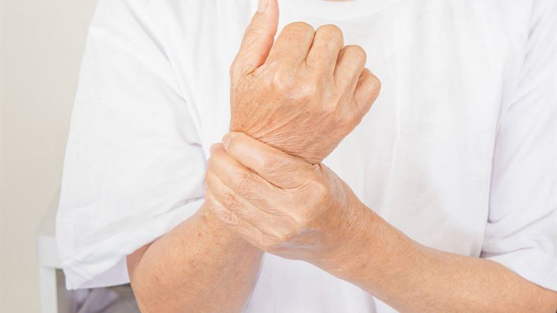 Comprehensive Guide to Nerve Injury: Symptoms, Early Signs, Causes, and Treatment Options