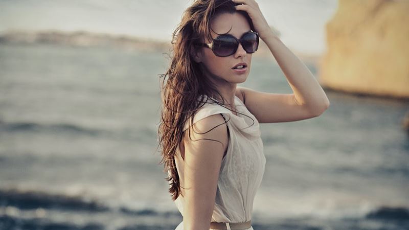 Must-Have Black Oakley Sunglasses for Summer 2024: Style, Comfort, and Durability